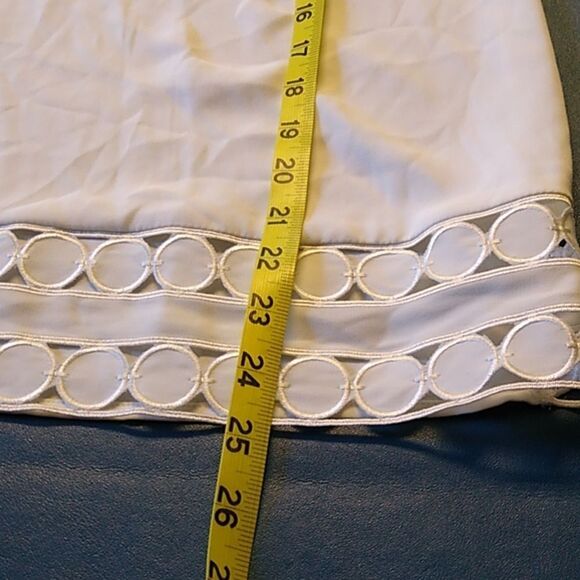 Ann Taylor White Embellished Front Hem Women's L Sleeveless Blouse - Picture 5 of 6